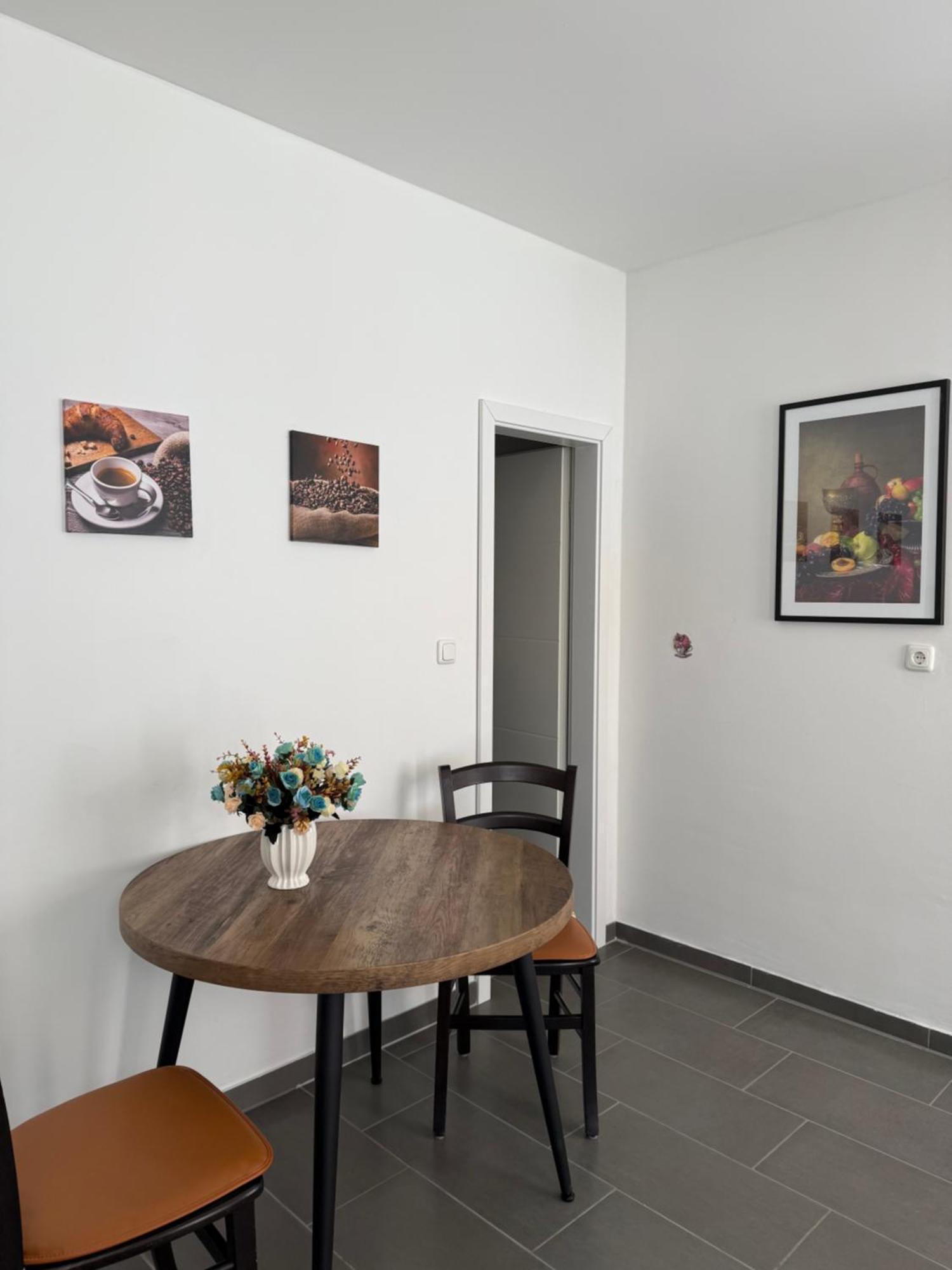 Stendaler Apartments Luaran gambar